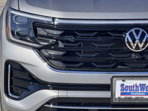 New 2026 Volkswagen Atlas SEL Premium R-Line image 9