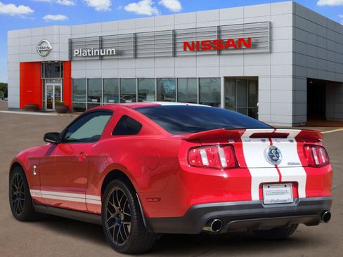 Used 2010 Ford Mustang Shelby GT500 RWD image 5