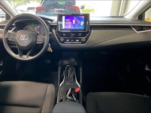 Used 2024 Toyota Corolla LE FWD image 6