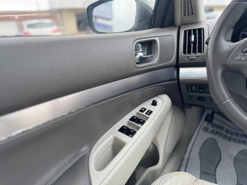 Used 2011 INFINITI G25 Journey w/ Moonroof Pkg image 31