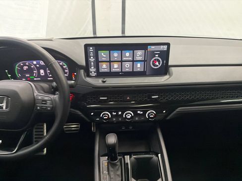 Used 2024 Honda Accord Sport image 29