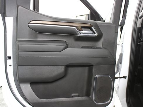 Used 2024 Chevrolet Silverado 1500 RST w/ Convenience Package II RWD image 35