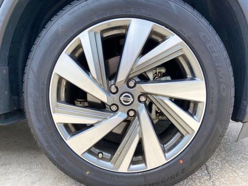 Used 2019 Nissan Murano SL FWD image 12