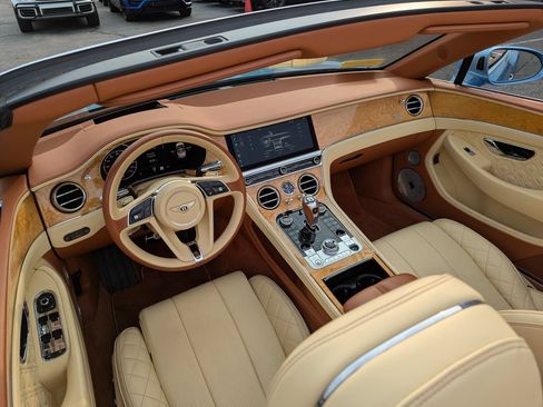 Used 2020 Bentley Continental GT AWD/4WD image 16