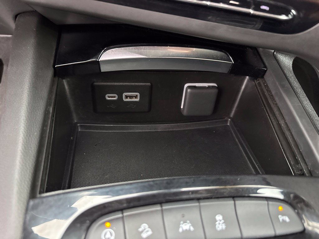 Used 2023 Buick Envision Preferred AWD/4WD image 19