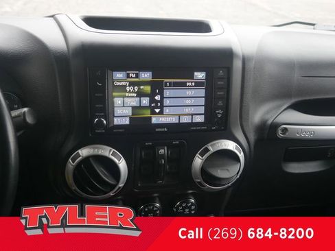 Used 2013 Jeep Wrangler Unlimited Sahara w/ Dual Top Group image 44