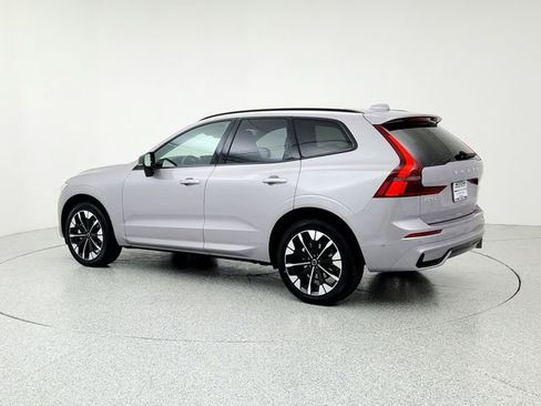 New 2026 Volvo XC60 B5 Plus w/ Climate Package image 7