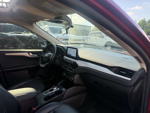 Used 2020 Ford Escape SE Sport AWD/4WD image 9