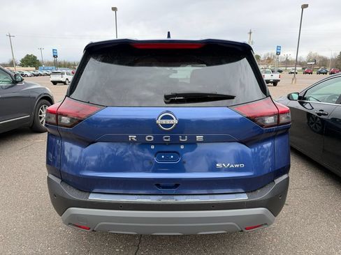 Used 2023 Nissan Rogue SV AWD/4WD image 3