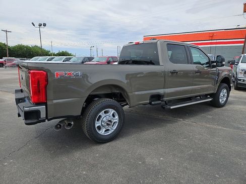 New 2026 Ford F350 XLT w/ FX4 Off-Road Package AWD/4WD image 13