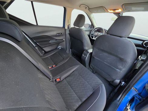 Used 2023 Nissan Kicks SV image 30