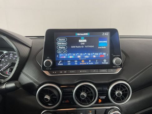 Used 2024 Nissan Sentra SV FWD image 12