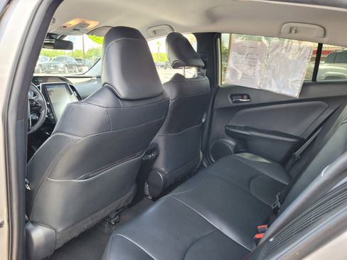 Used 2021 Toyota Prius Prime XLE image 13