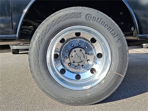 New 2026 Ford F450 XLT w/ XLT Value Package image 4