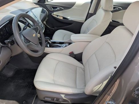 Used 2024 Chevrolet Malibu LT FWD image 8