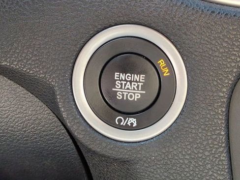 Used 2019 Dodge Charger Scat Pack w/ Navigation & Travel Group image 31