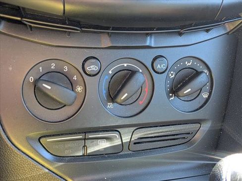 Used 2013 Ford Focus S image 8