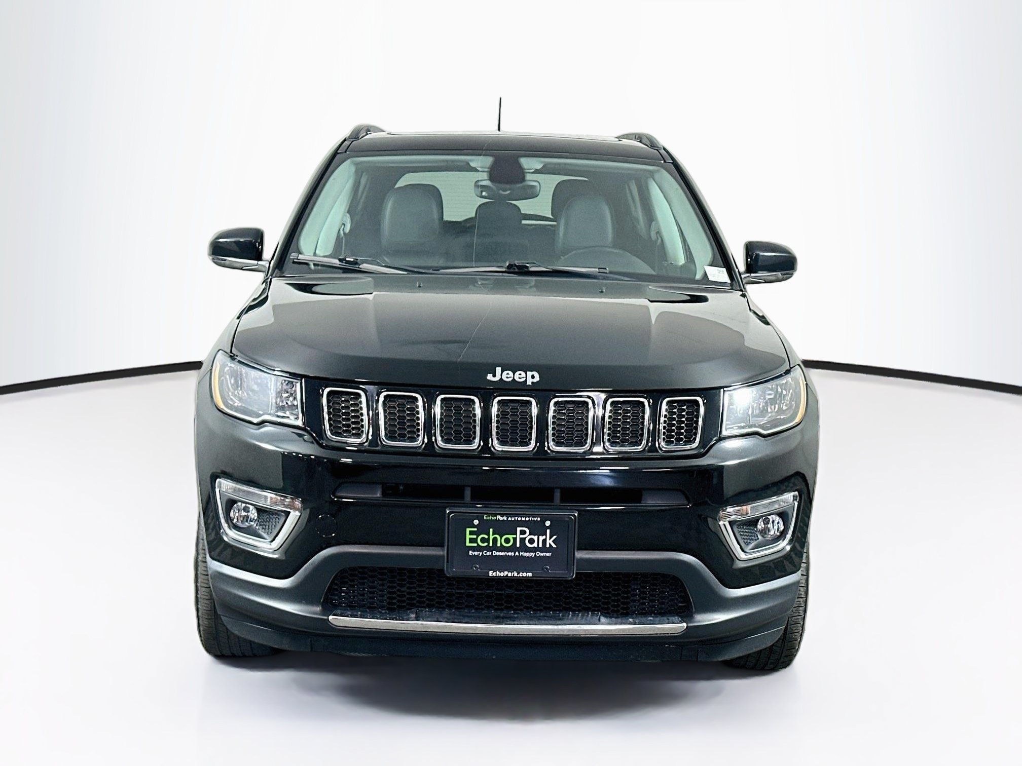 Used 2018 Jeep Compass Limited w/ Navigation Group AWD/4WD image 2