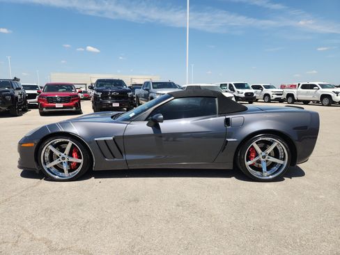 Used 2010 Chevrolet Corvette Grand Sport RWD image 4
