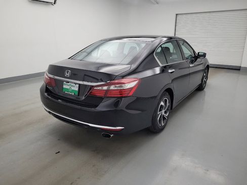 Used 2016 Honda Accord LX image 9
