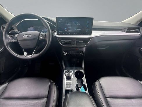 Used 2023 Ford Escape Platinum AWD/4WD image 9