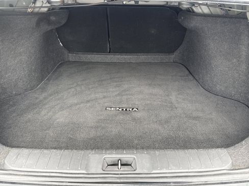 Used 2024 Nissan Sentra SV image 9