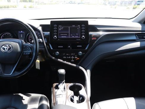Used 2023 Toyota Camry SE FWD image 14