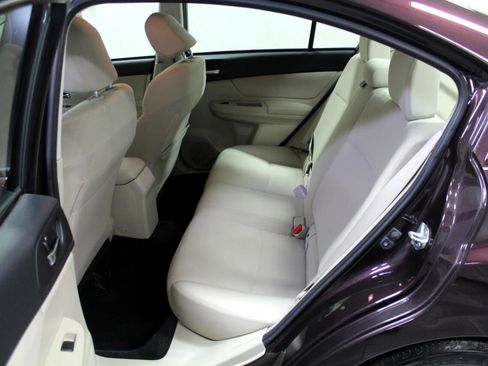 Used 2012 Subaru Impreza 2.0i Premium w/ All-Weather Pkg image 17