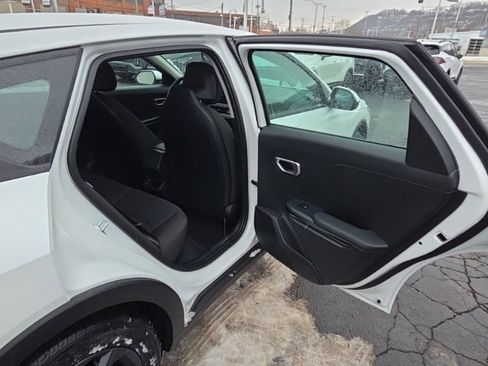 New 2026 Kia K4 LXS image 15