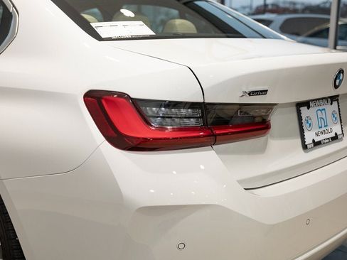 New 2026 BMW 330i xDrive Sedan w/ Convenience Package image 9