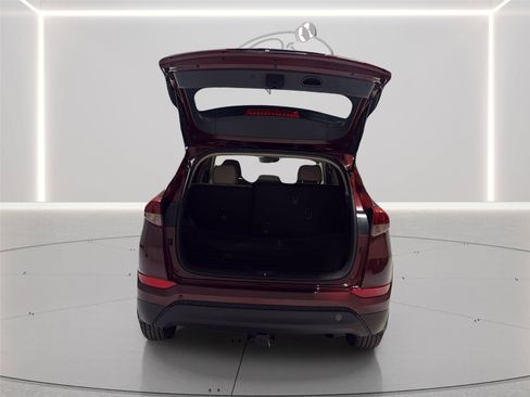Used 2017 Hyundai Tucson SE w/ SE Popular Package 02 FWD image 10