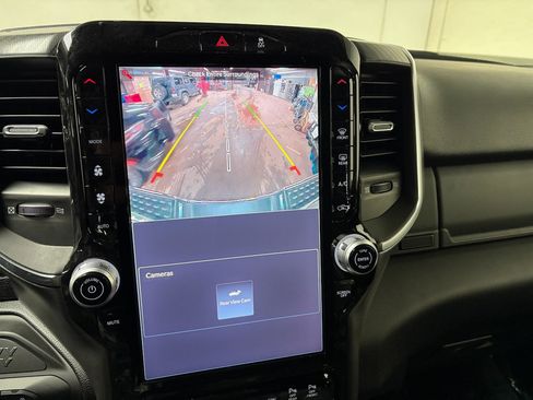 Used 2025 RAM 2500 Big Horn image 26