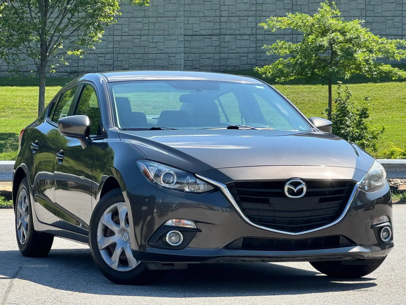 Used 2014 MAZDA MAZDA3 i Sport FWD image 2