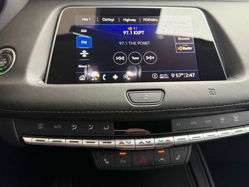 Used 2020 Cadillac XT4 Premium Luxury w/ Cold Weather Package image 12