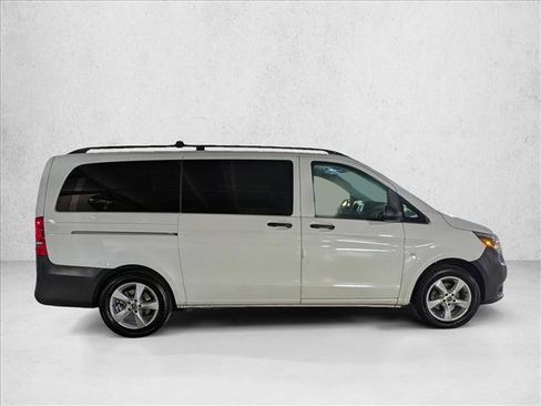 Used 2021 Mercedes-Benz Metris Passenger image 4