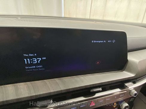 Used 2024 Kia Telluride EX w/ EX Captain's Chair Package image 17