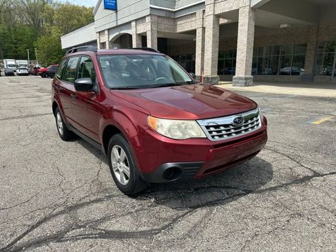 Used 2012 Subaru Forester 2.5X w/ Alloy Wheel Pkg AWD/4WD image 7