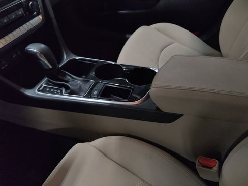 Used 2019 Hyundai Sonata SE w/ Cargo Package FWD image 26