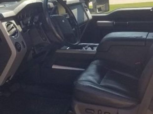 Used 2015 Ford F250 Lariat w/ Lariat Ultimate Package AWD/4WD image 10