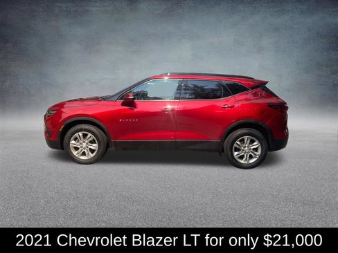 Used 2021 Chevrolet Blazer LT AWD/4WD image 2