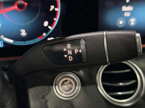 Used 2023 Mercedes-Benz E 350 4MATIC Sedan image 31