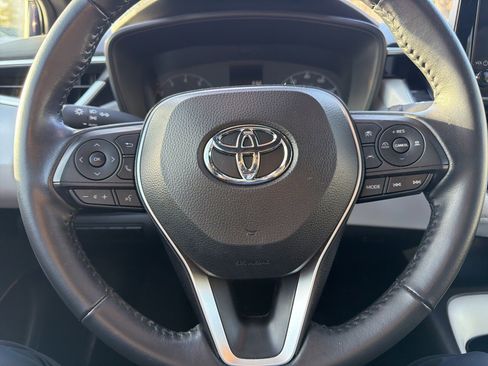 Used 2023 Toyota Corolla SE image 11