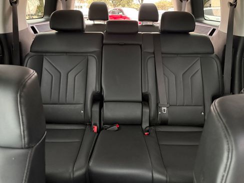 Used 2025 Hyundai Santa Fe SEL image 40