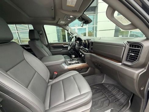 Used 2025 GMC Sierra 1500 Elevation w/ Elevation Premium Package AWD/4WD image 35