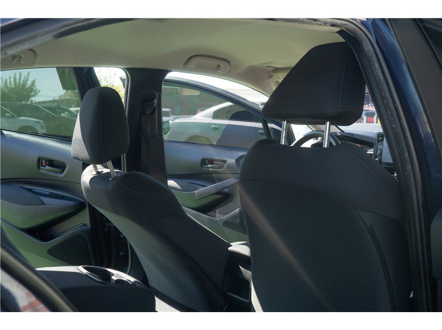 Used 2022 Toyota Corolla LE FWD image 32