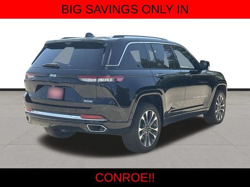 Used 2024 Jeep Grand Cherokee Overland w/ Advanced Protech Group III AWD/4WD image 5