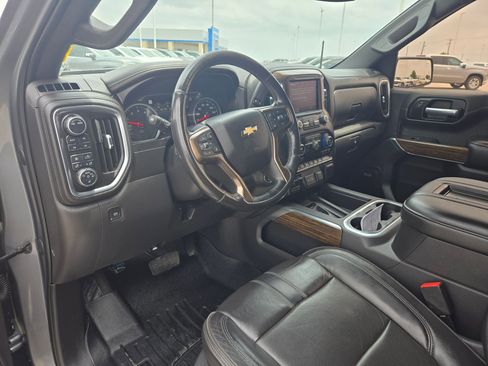 Used 2021 Chevrolet Silverado 1500 High Country AWD/4WD image 11
