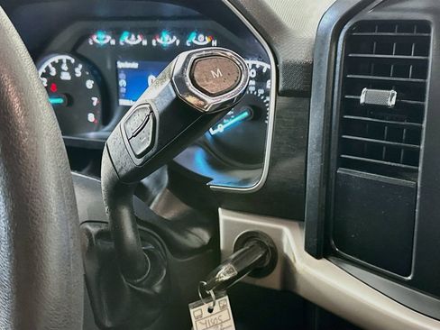 Used 2022 Ford F150 XL w/ Equipment Group 101A High RWD image 16