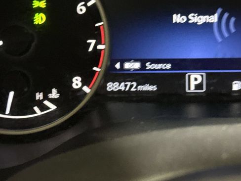 Used 2019 Nissan Maxima SR w/ Premium Package FWD image 13