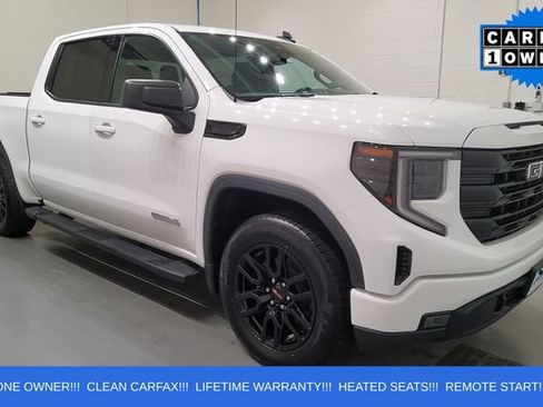 Used 2022 GMC Sierra 1500 Elevation w/ LPO, Elevation Black Package AWD/4WD image 1